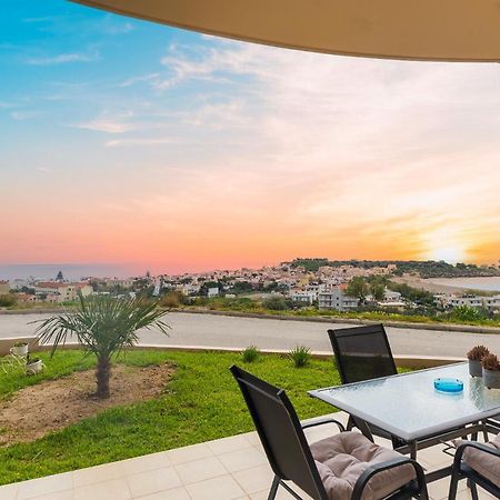 Aristea Apartments Palaiochora Ngoại thất bức ảnh